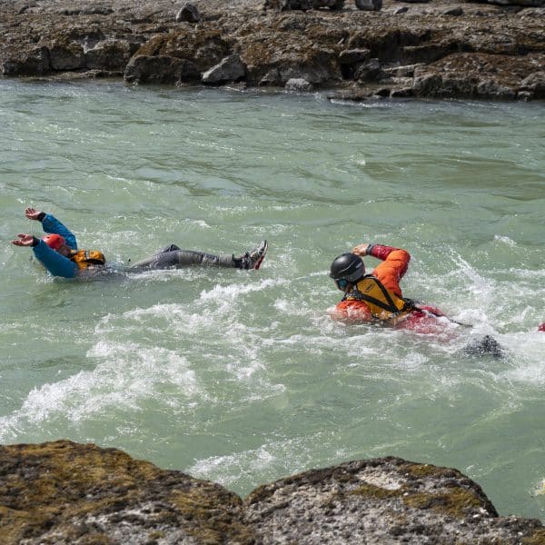 Canadian Outdoor Academy one man water rescue